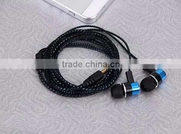 High Quality 3.5mm In-ear Earphone Headphone For Mobile Phone photo-4