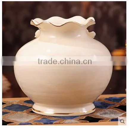 Luxury European Round Gold Table Ceramic Vase for Wholesale photo-5