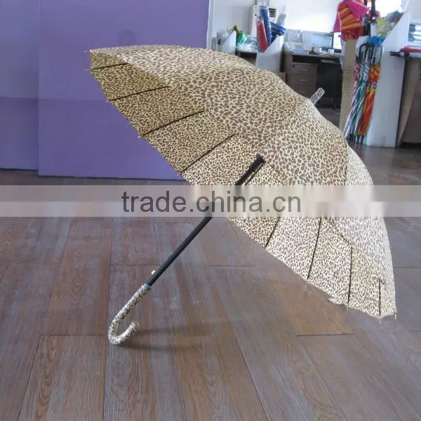 16 Panels China Wholesale Cheap Promotional Golf Umbrella photo-2