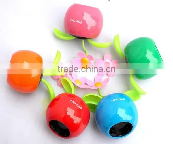 Hot Sale Plastic Shake Solar Toys Flowers for Car photo-3