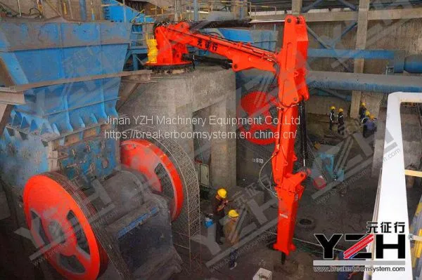 Hammer Stationary Manipulator With A Hydraulic Breaker photo-2