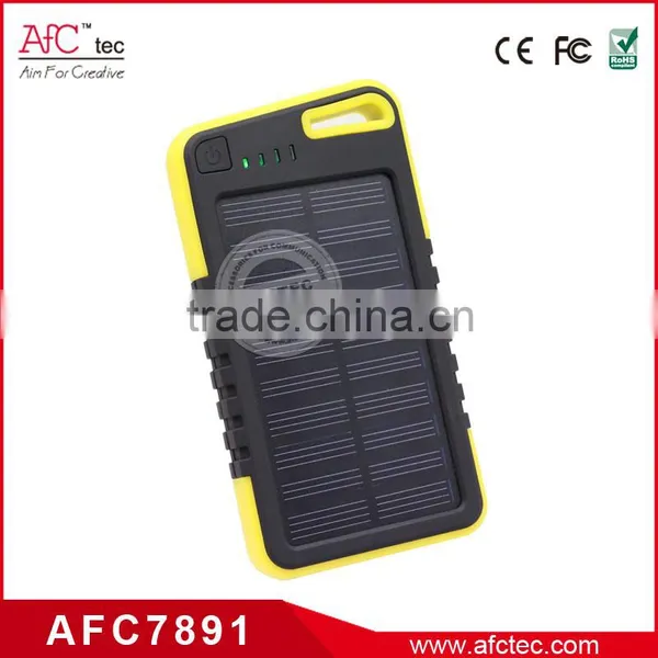 Hot Selling Portable Keychain 4000mAh Solar Lantern With Mobile Phone Charger photo-3