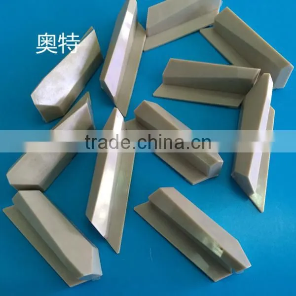 High Temperature Resistance Wear Resistance PEEK Hex Head Screws photo-3