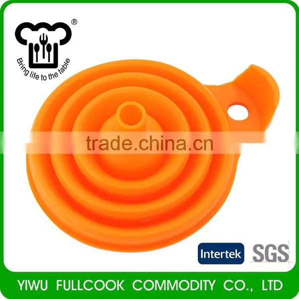 Hot Selling Food Gradfe Collapsible Silicone Funnel for Kitchen photo-2