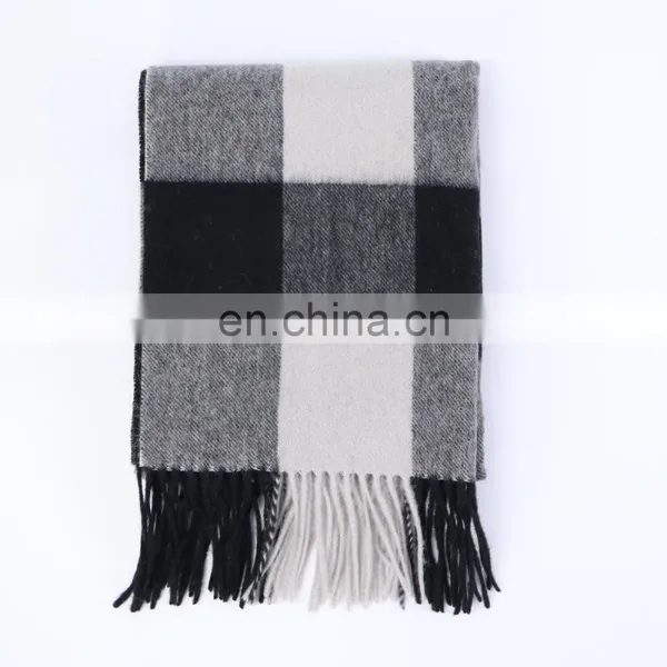 2017 New Big Plaid Cashmere Scarf Wholesale photo-4