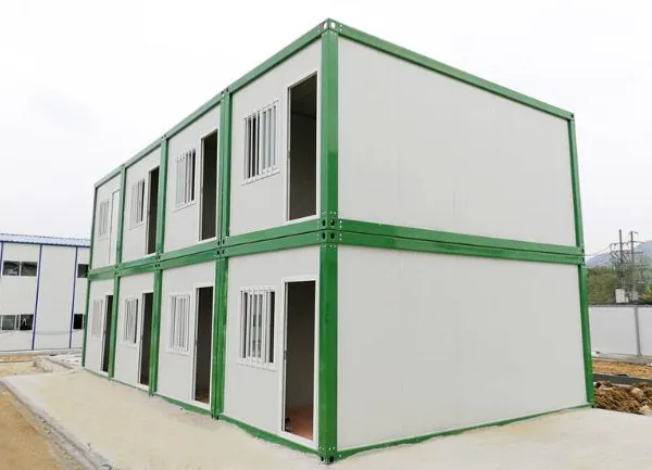 Customized and Convenient Transportation for People Living in Quick-splice Container House