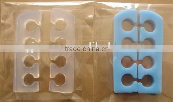 T1045 Fashionable Beauty Colorful Silicone Toe Separator