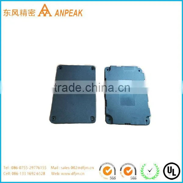 2015 New Design Plastic Injection Mold Mould Molds