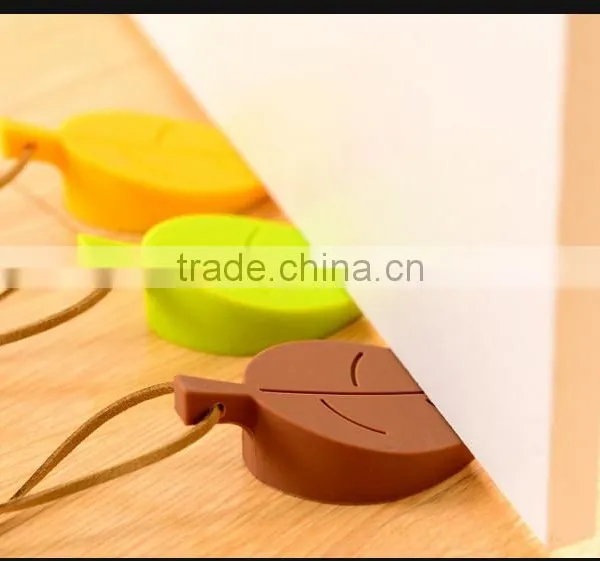 Creative Leaf Shape Silica Gel Door Stop, Prevent Clip Hand Exit Card, Three-dimensional Hanging Door Stop photo-3