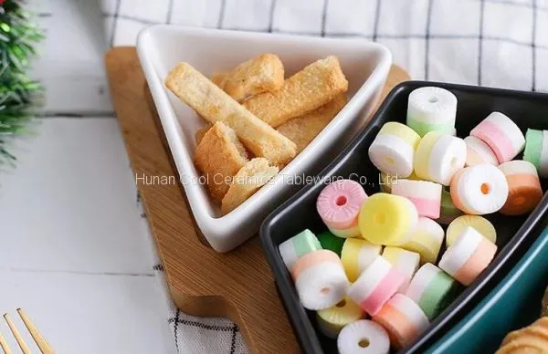 Colorful Christmas Tree Shape Plate Ceramic Plate With Bamboo Tray for Fruit and Candy photo-3