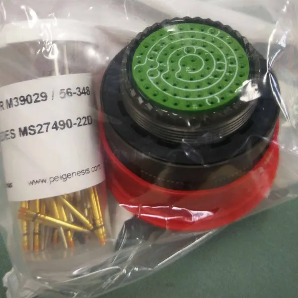 Amphenol Circular Connector M83723/71R-1624N photo-2