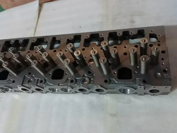 ISM11 QSM11 Cylinder Head 2864028 photo-2