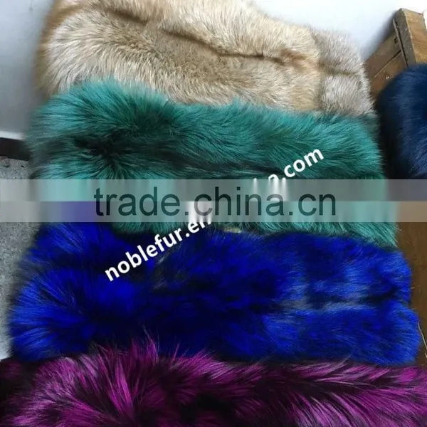 Luxury Raw Tanned Fox Fur Skin Candy Bright Color Fur Fabric Blanket For Clothing Made photo-3