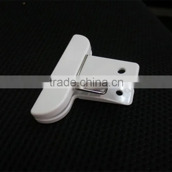 Printed Logo Plastic Colorful Clothing Clips photo-6