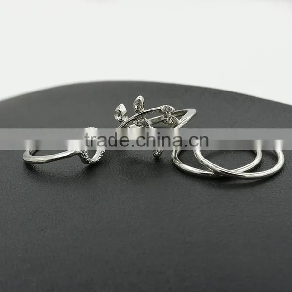 Fashion Latest Gold Finger Multiple Engagement Ring Set for Women photo-5