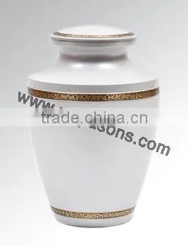 Wholesale Metal Made Urns Centerpiece for Cremation Used | Metal Urns Manufactured by Row Material photo-3