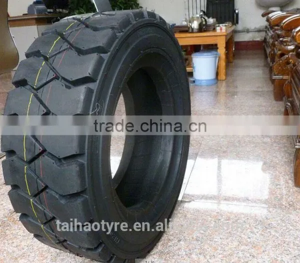 China 6.50-10 7.00-9 8.25-15 8.25-15 7.00-15 Industrial Pneumatic Forklift Tire Bias Forklift Tire photo-3