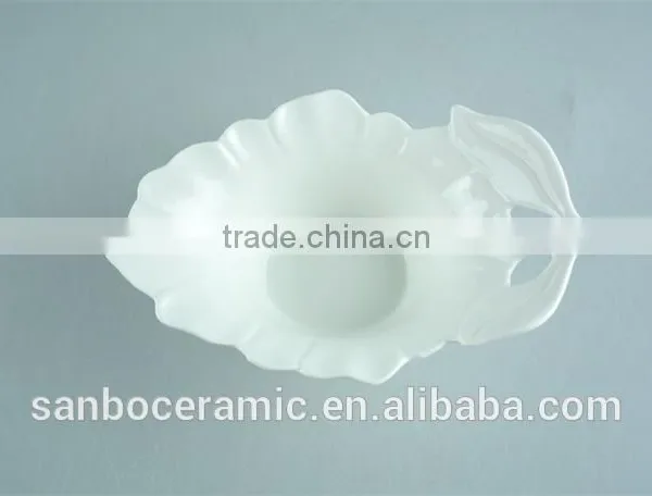 Fashion Small White Porcelain Leaf-shaped Dish photo-3