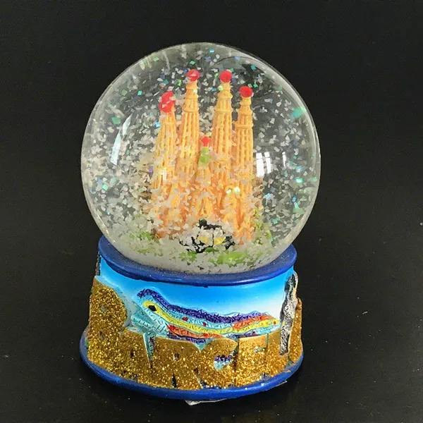 Wholesale Price Personalized Spain Spanish Barcelona Madrid Segovia Tourist Souvenirs Crystal Glass Resin Polyresin Custom Snow Globe Factory