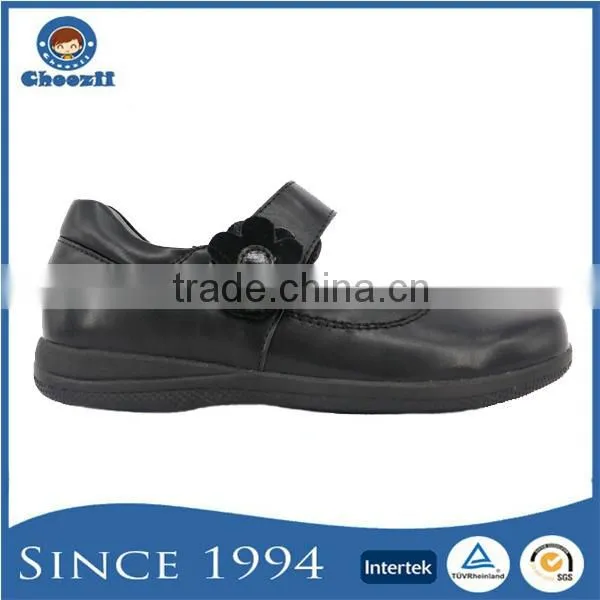 2016 Charming Girls Primary School Shoes With Flower Decoration photo-4