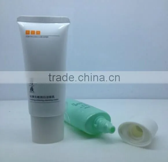 Cosmetic Oval Tube Packaging for Makeup Sets photo-2