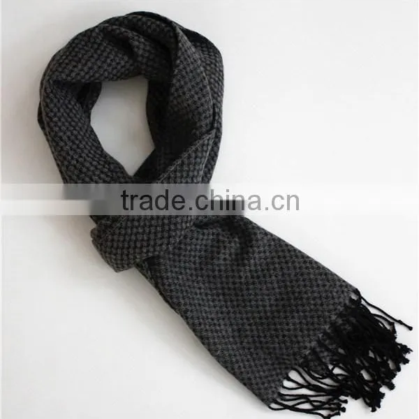 Black and Grey Wool Scarf photo-3