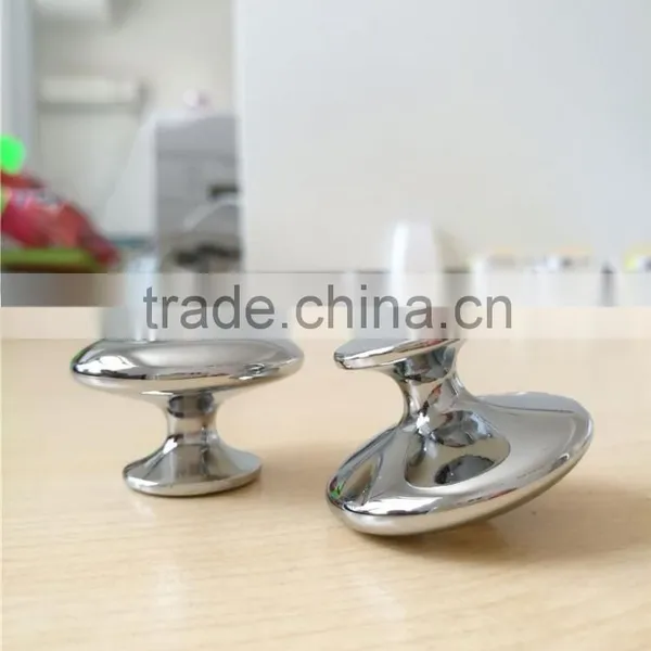 Latest Arrival Custom Design High End Crystal Cabinet Knobs With Different Size