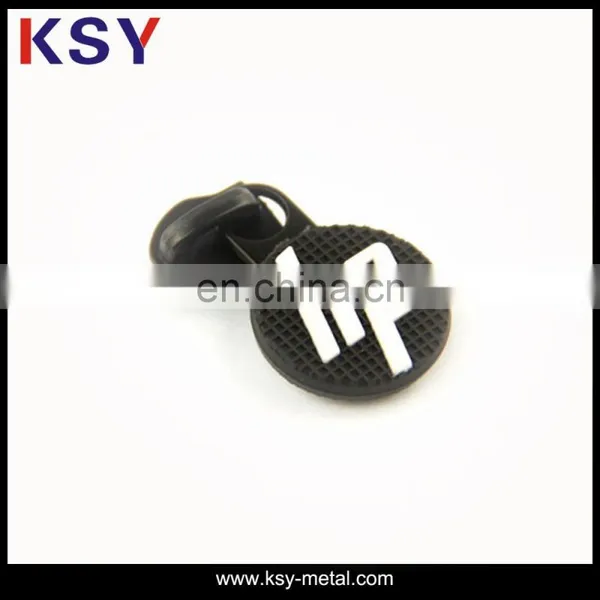 New Fashionable Design Metal Zipper Puller for Wholesale photo-2