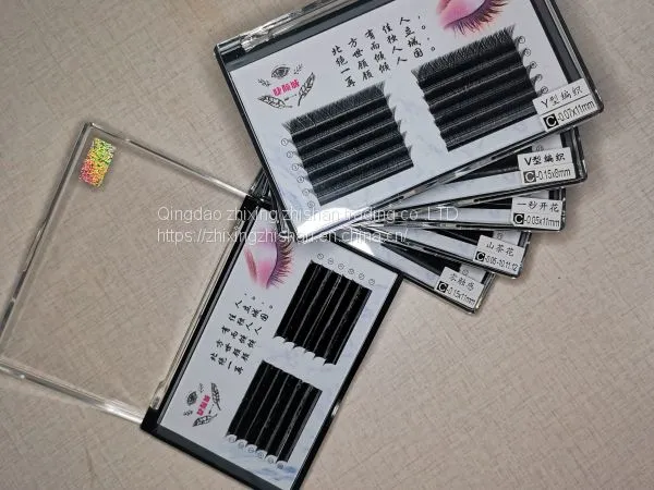False Eyelashes photo-3