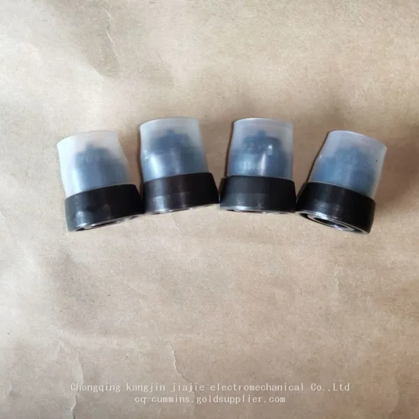 CUMMINS INJECTOR 3013725 3054213 3054218 3054216 3053126 3053124 3052255 photo-3