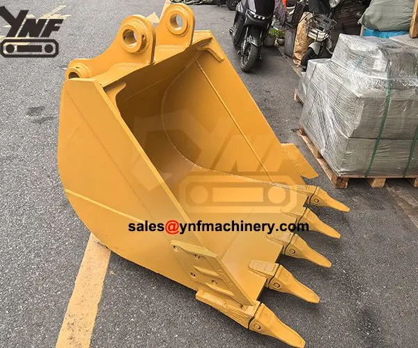 YNF18351 PC200-6 Excavator Bucket Assembly Heavy Duty Digging Bucket for Komatsu Excavator