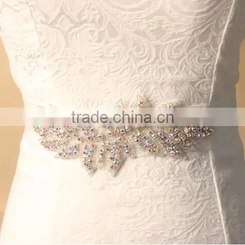 Delicate Shiny Leaf Bridal Veil Waist Chain photo-3