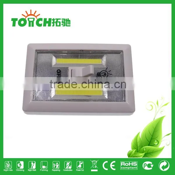 200 Lumen COB Cabinet Light LED Switch Light 3 *AAA Battery photo-2