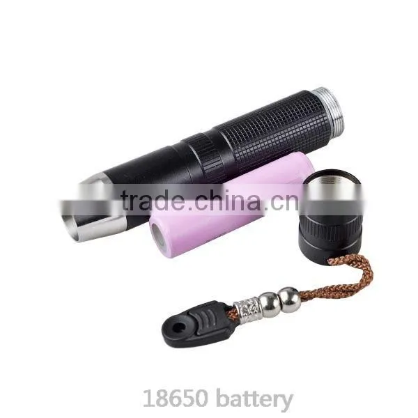 New Multifunction Product Dual UV And White LED Rechargeable Flashlight photo-3