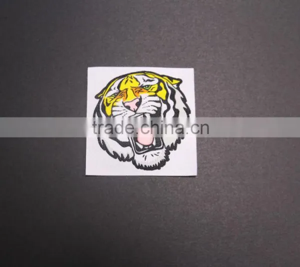 2016 Wholesale Cheap Custom Self-adhesive Embroidery Patch photo-2