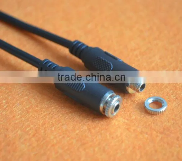 Stereo 3.5mm Panel-Mount Audio Cable photo-2