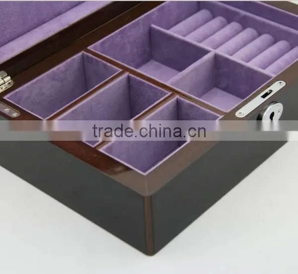 Luxury Classice Wooden Jewelry Box With Key Lock photo-4