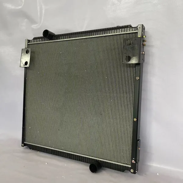 Auto Tractor Engine Cooling System Parts 1301010-H0100 Radiator for Truck photo-2