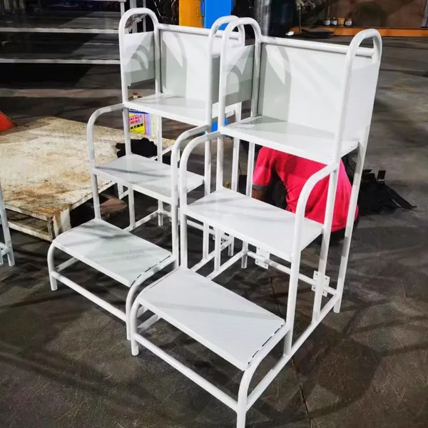 Euro Style Industrial Steel Rolling Step Ladder for Warehouse Use photo-2