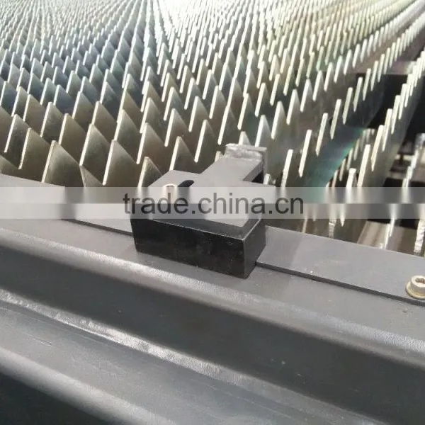 500W Fiber Laser Cutting Machine for 5mm Metal Cutting photo-5