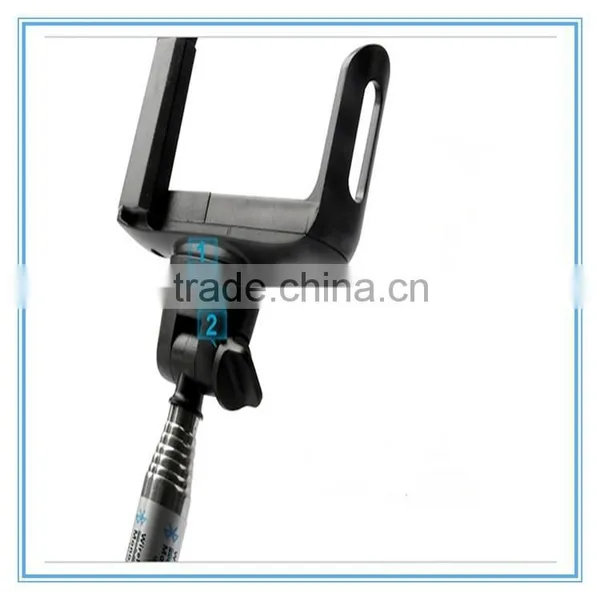 Extendable Selfie Stick With Bluetooth Remote With Remote Shutter Selfie-stick