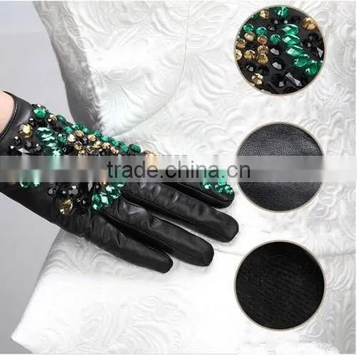 Hot Good Crystal Gloves Leather Handmade Crystal Gloves photo-4