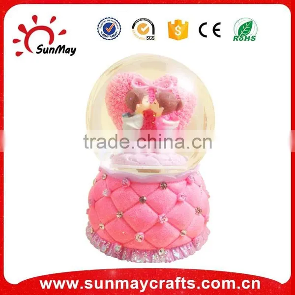 Snow Globe of Polyresin Craft