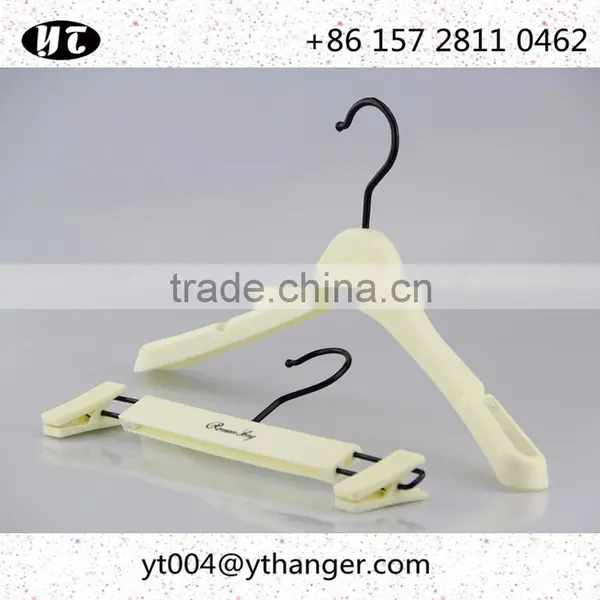 Best Selling White Plastic Clothes Hanger and Pants Hanger for Lady photo-4