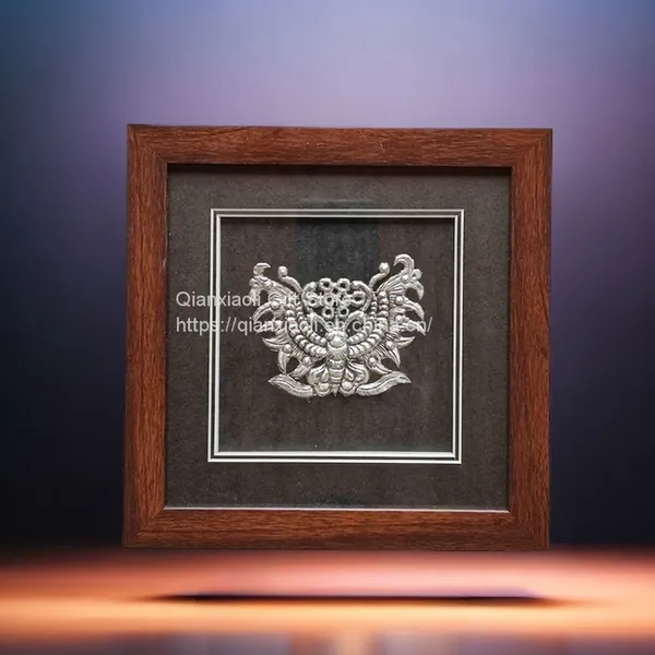 Guizhou Silver Decorative Framed Ethnic Crafts Customized Gift With Hand Gift Small Gift Enterprise Gifts