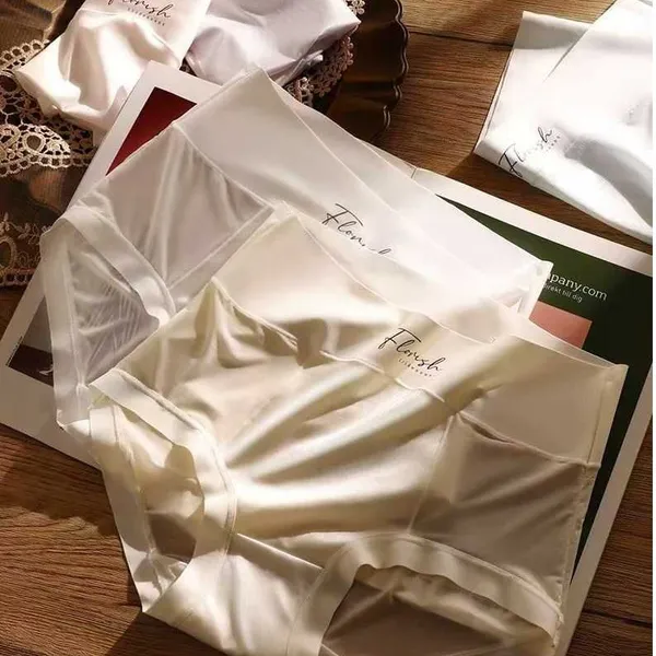 Women's Fashion Panties.