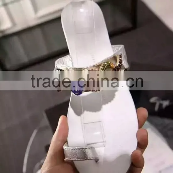 New Design Fashion Flat Summer Sandals 2016 Diamond Gold Chain Brand Flat Sandals photo-4