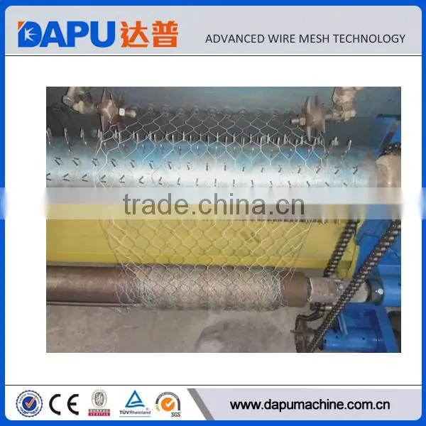Automatic NW Series Hexagonal Wire Mesh Netting Machine photo-4