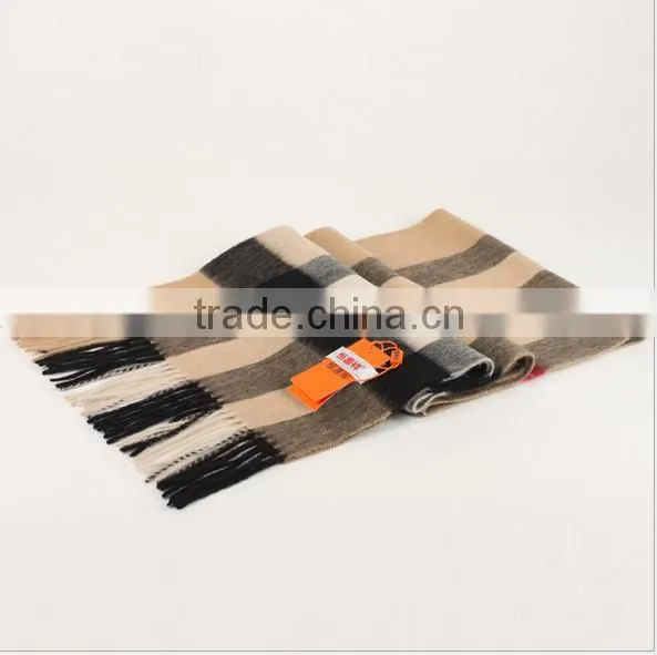 Wool Checked Female Tassels Winter Scarf photo-5