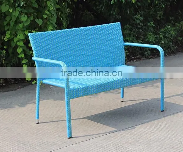 Loveseat With Aluminum Feet Coffee Table And Chair Set photo-4